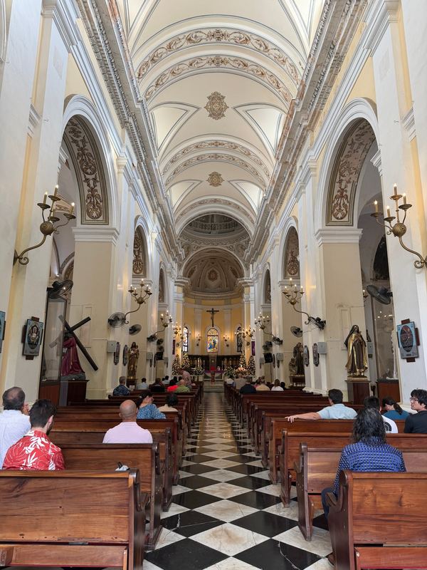 Down the nave of the cathedral, black and white marble underfoot